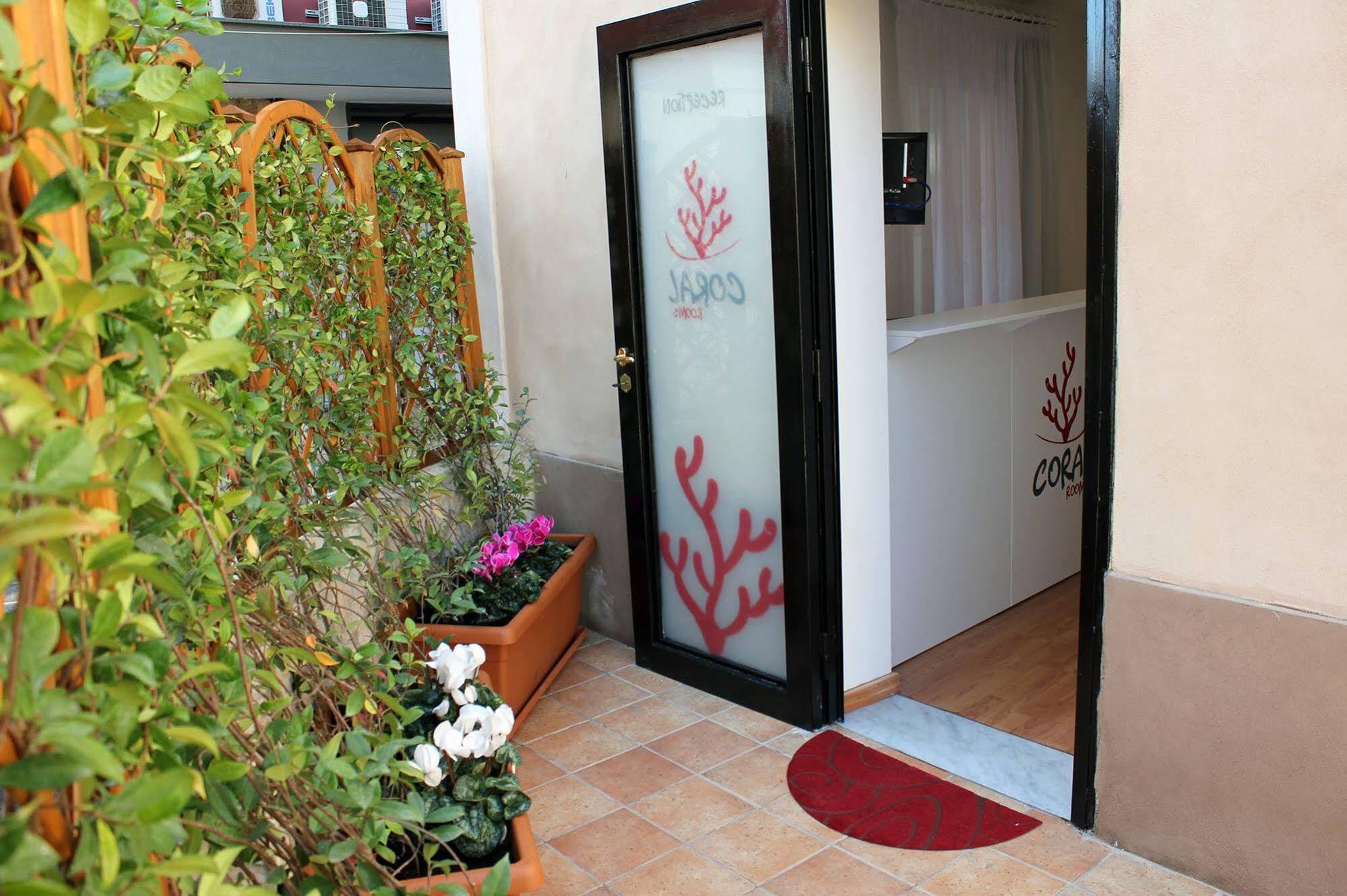 Coral Rooms Torre del Greco Exterior foto