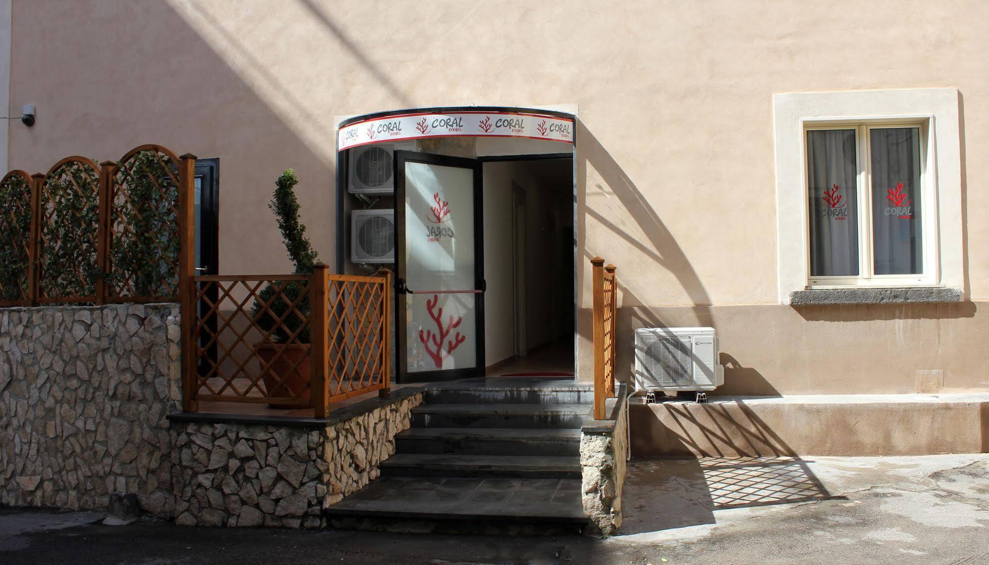Coral Rooms Torre del Greco Exterior foto